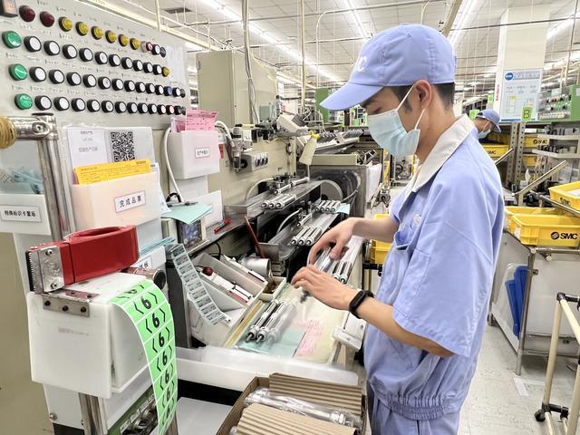 經(jīng)濟一線觀察丨“我們將繼續(xù)擴大在中國的投入”——部分在華外資企業(yè)發(fā)展見聞